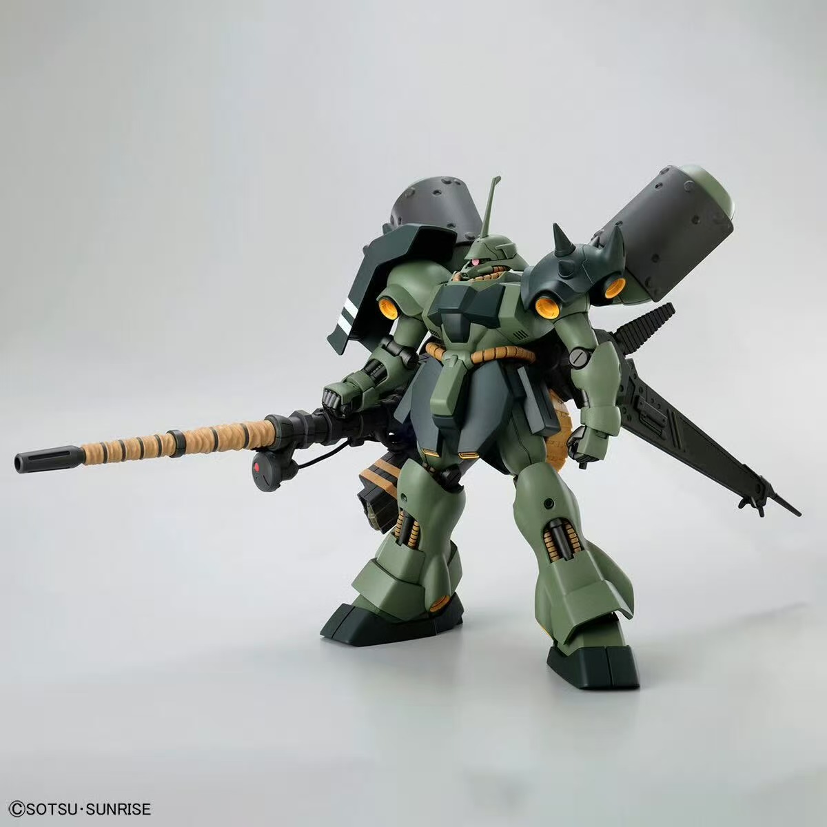 Bandai HG 1/144 AMS-119 Geara  – Bandai Gundam Rg Bewertung und Preis